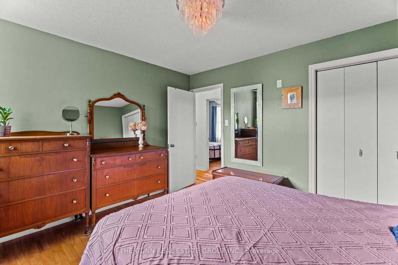 5 Locke Hts