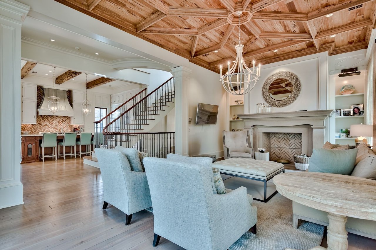 20 Spanish Town Ln