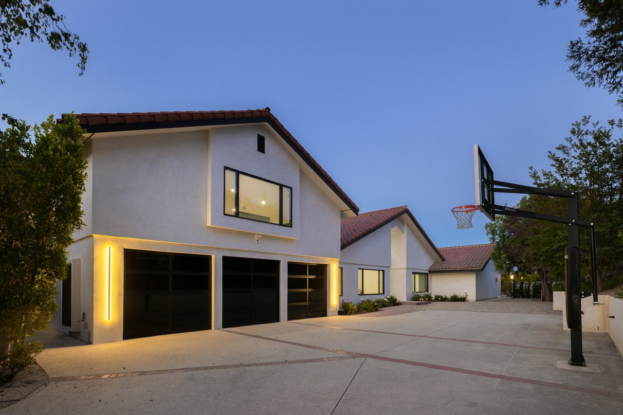 1396 Kingsboro Ct