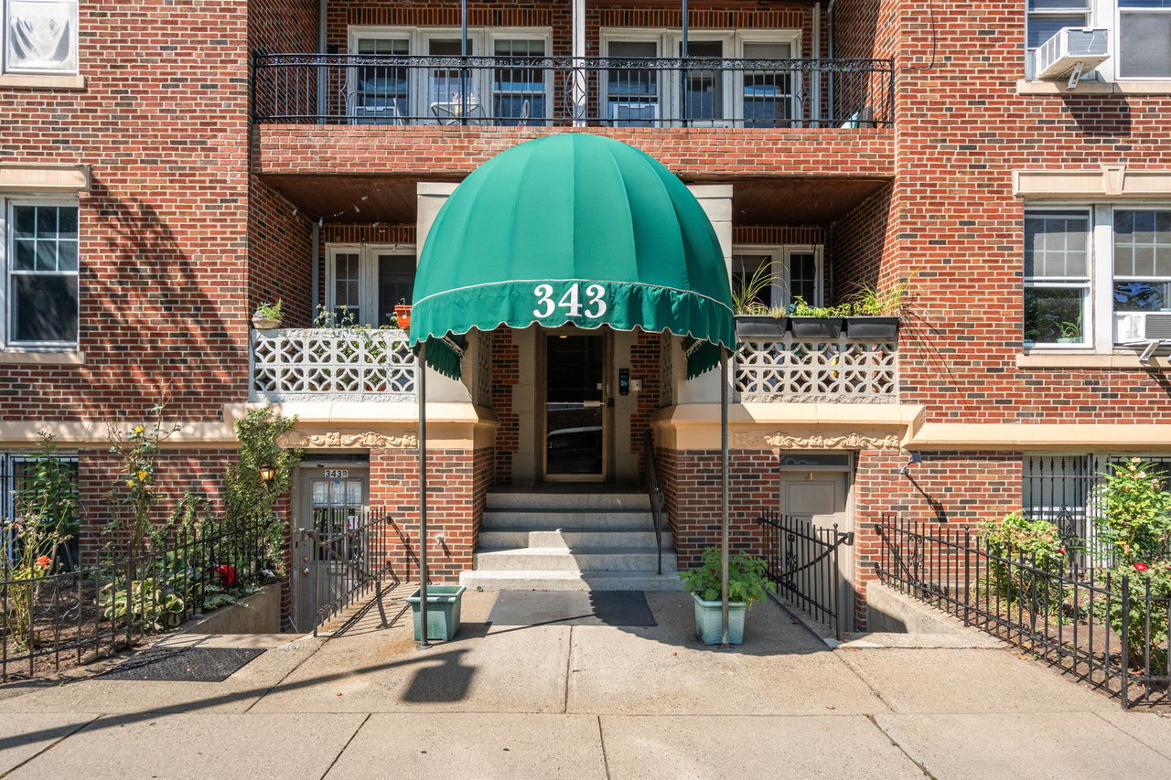 Bright by Design: A Fully Updated Corner Unit on South Huntington