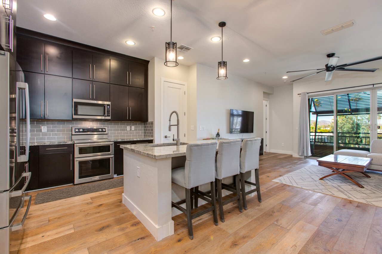 6565 E Thomas Rd. #1142