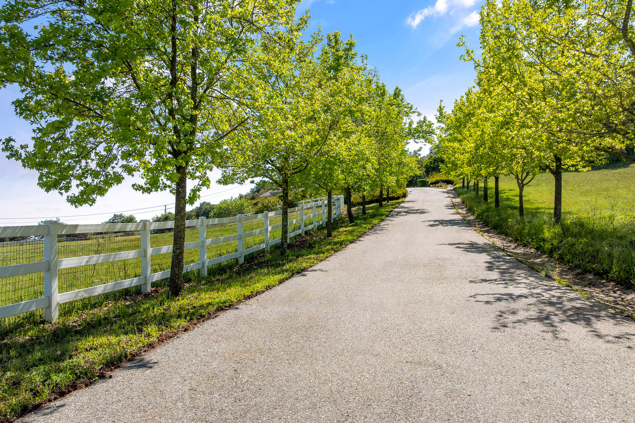 41653 Oak Trail Court