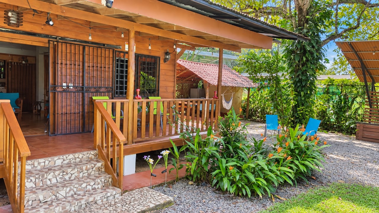 Riverside Cabin in Uvita | 0.98-Acre Estate with Room to Expand