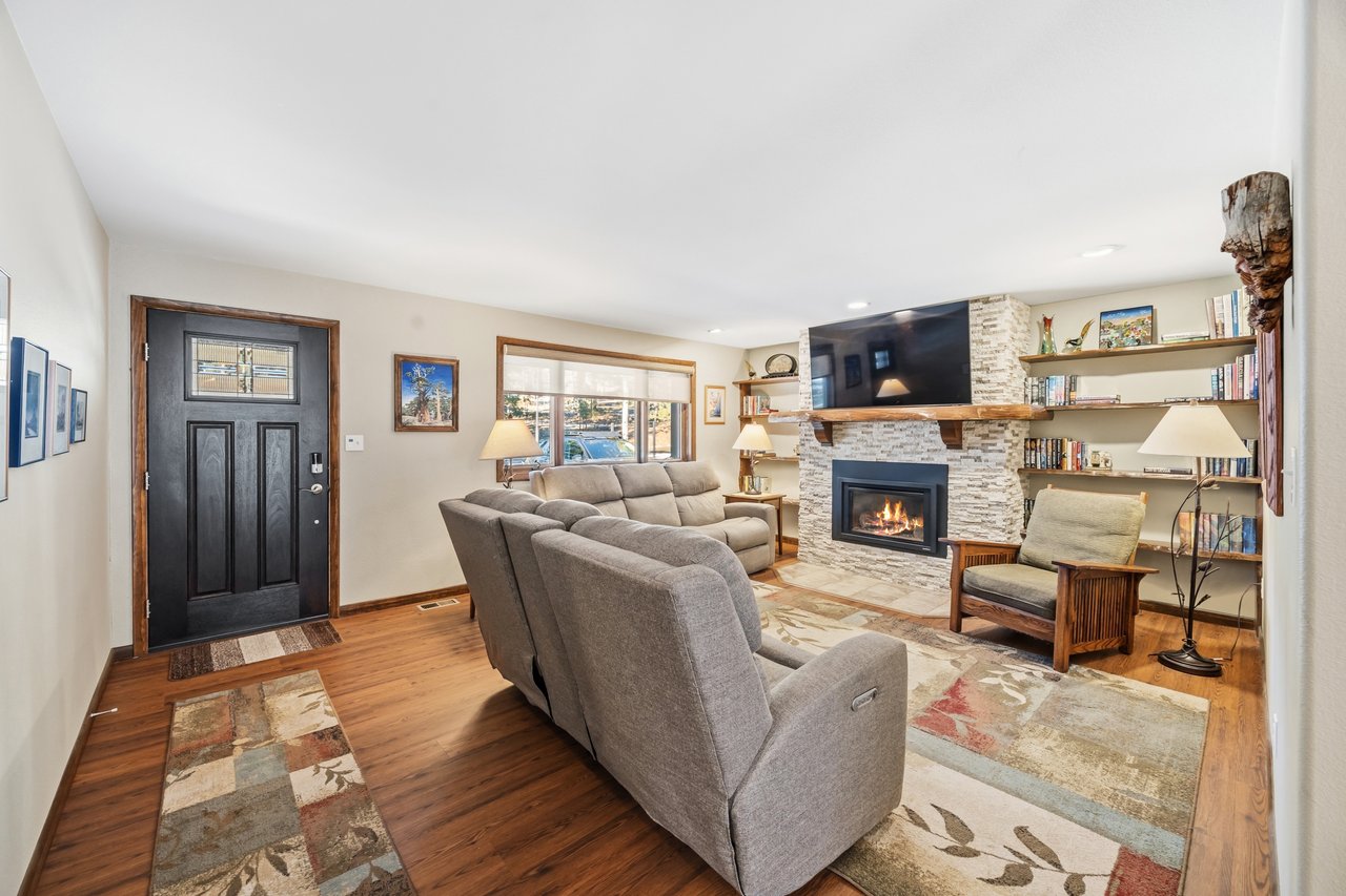 607 W Lovell Gulch Road