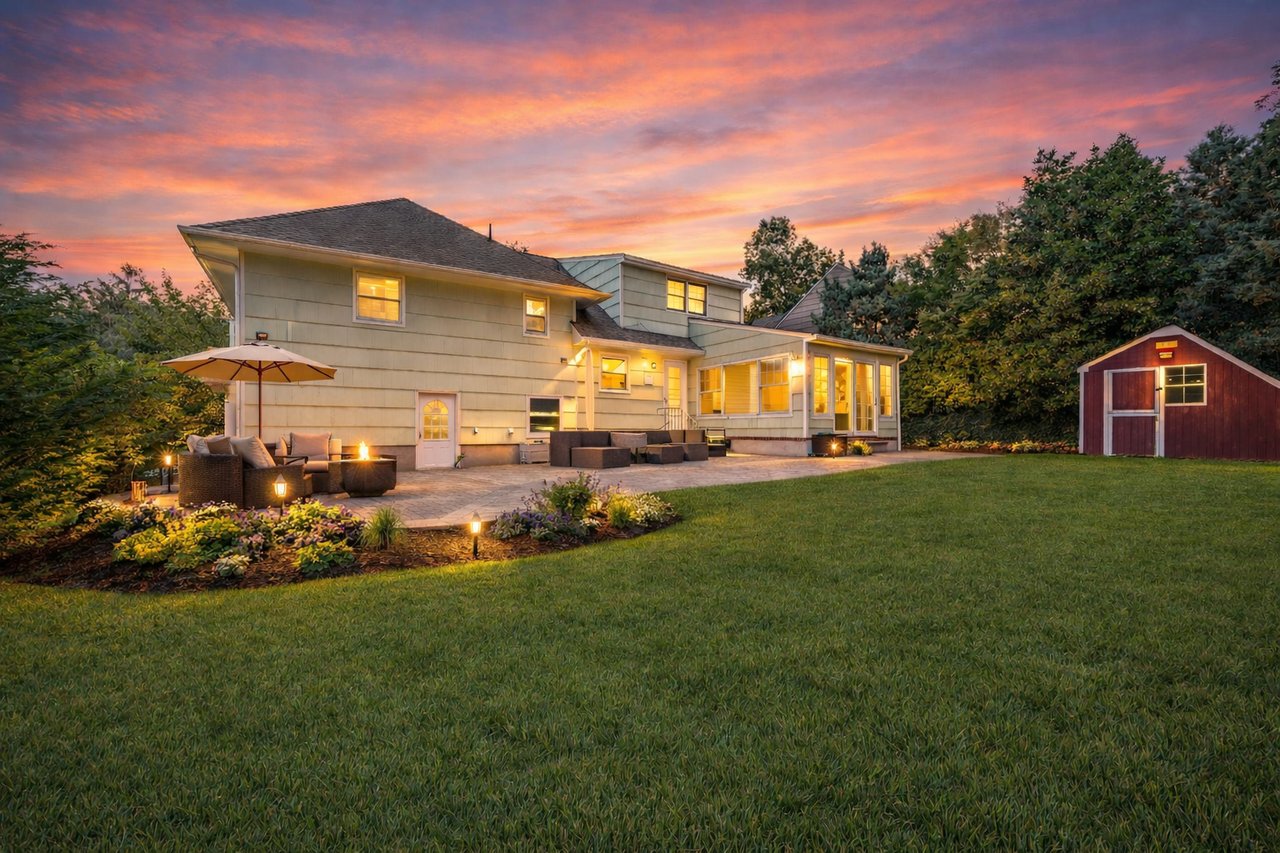 Renovated. Private. Prime Deerfield location.