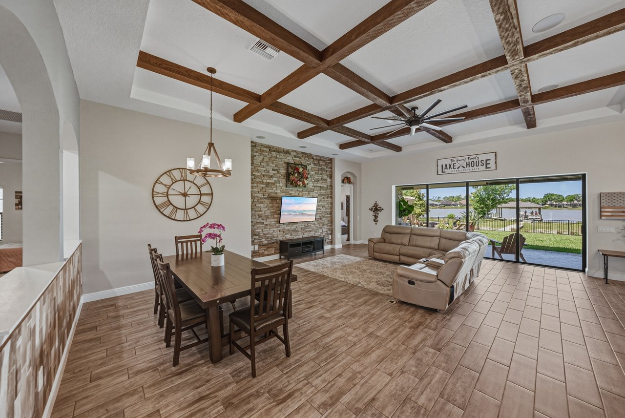 6743 Sunset Vista Way 