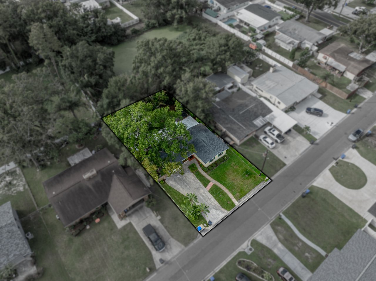 2702 Auburn Avenue W