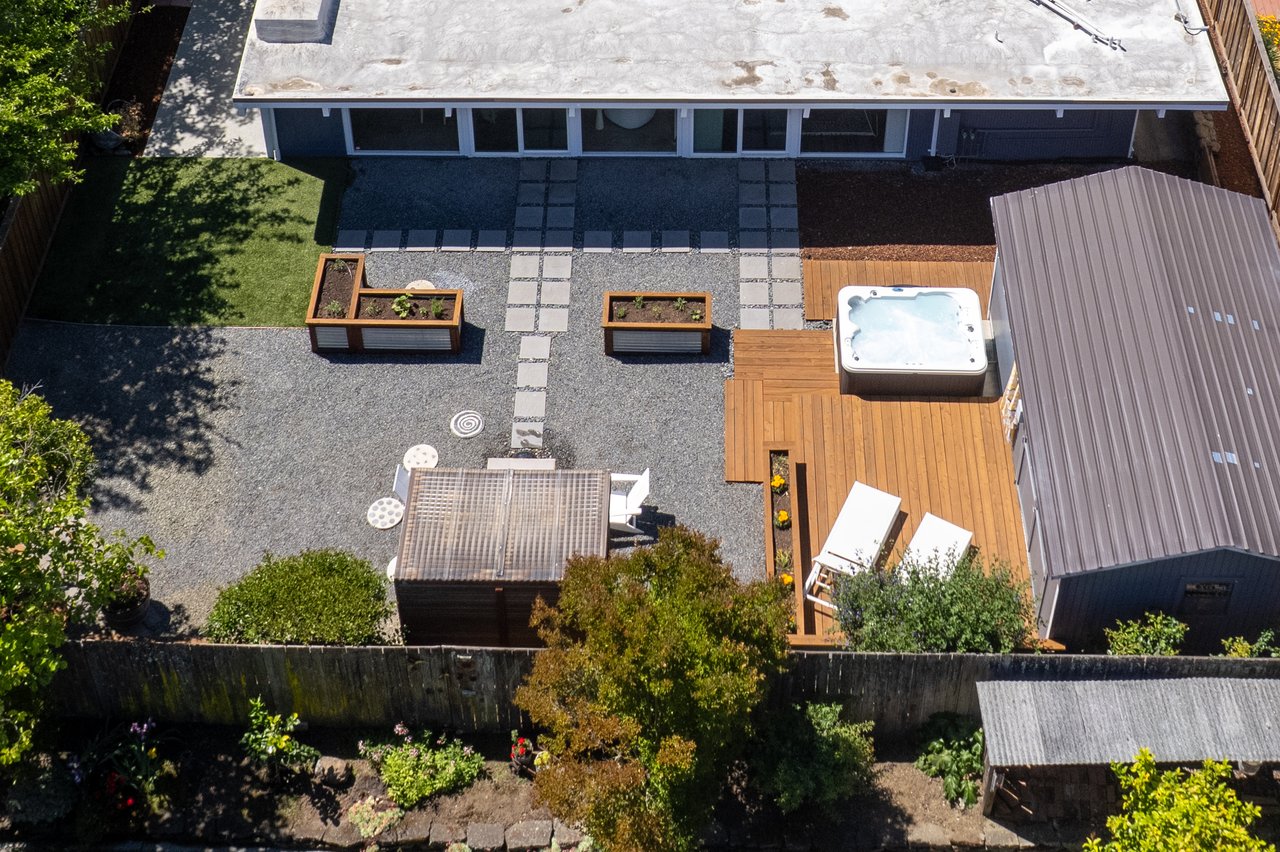 756 Del Ganado Rd
