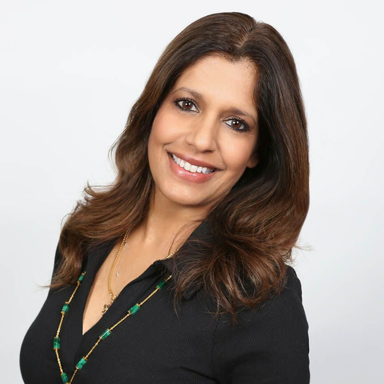 Ragini Dunn New York Real Estate Agent Headshot