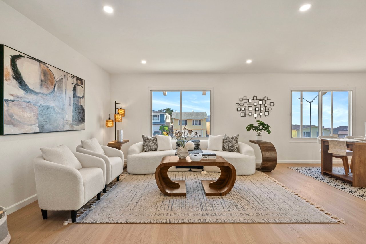 964 Gellert Blvd