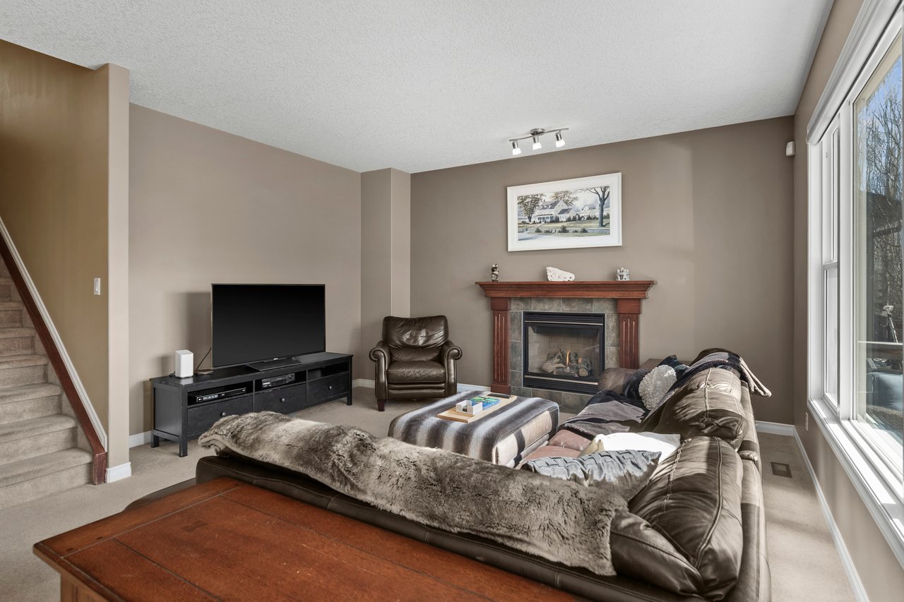 29 Royal Birch Hill NW