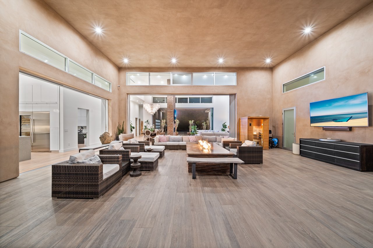 10715 Yerba Buena Rd