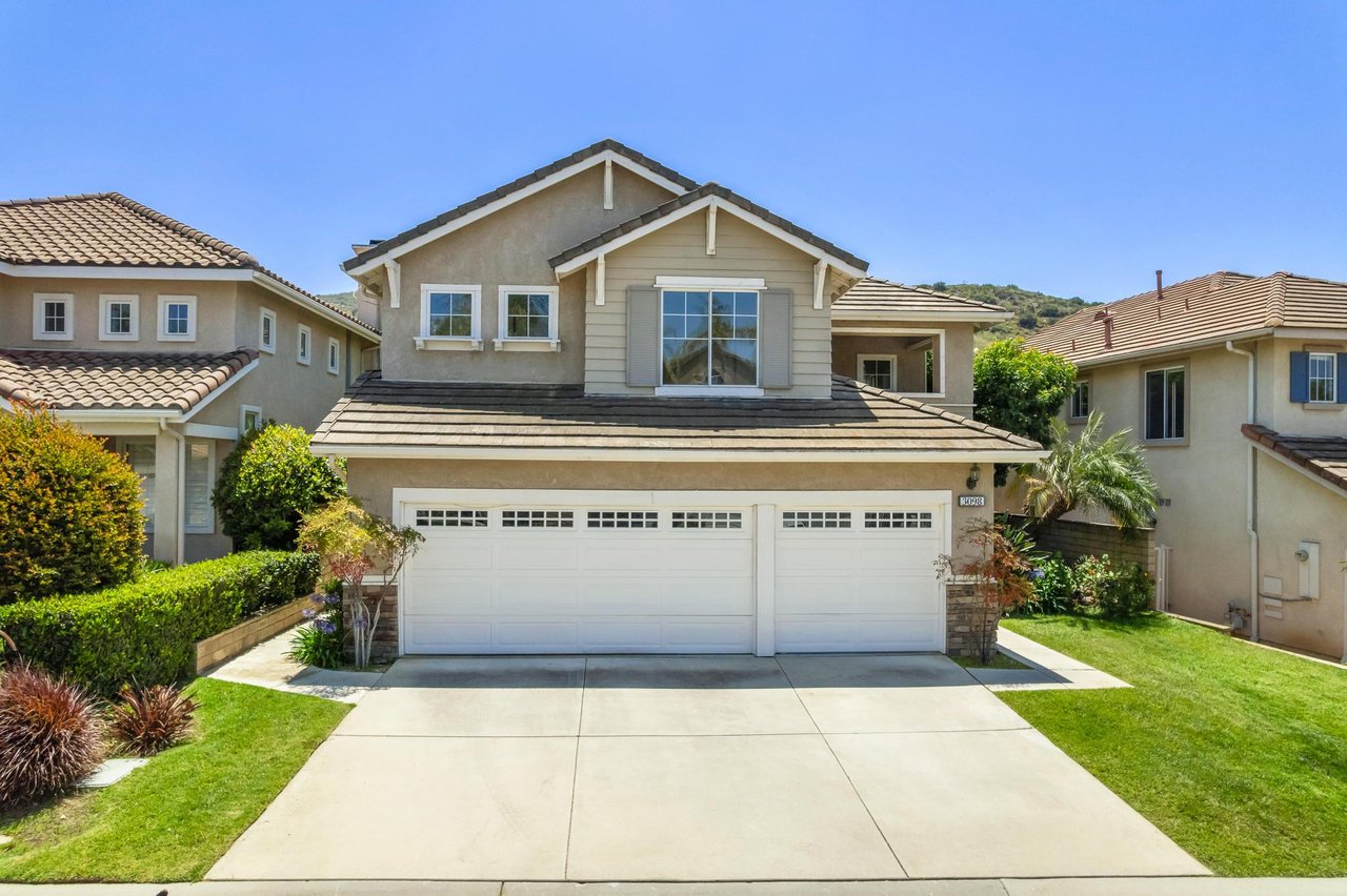 3098 Espana Ln