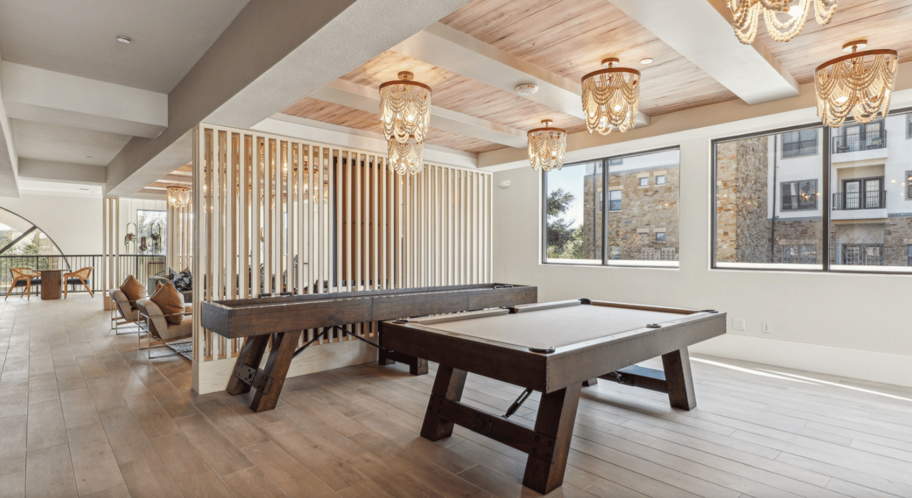 Apply today and enjoy 8 weeks free PLUS an additional $1500 Look & Lease Special