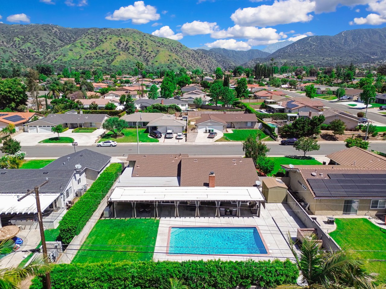 1298 Oak Ridge Drive