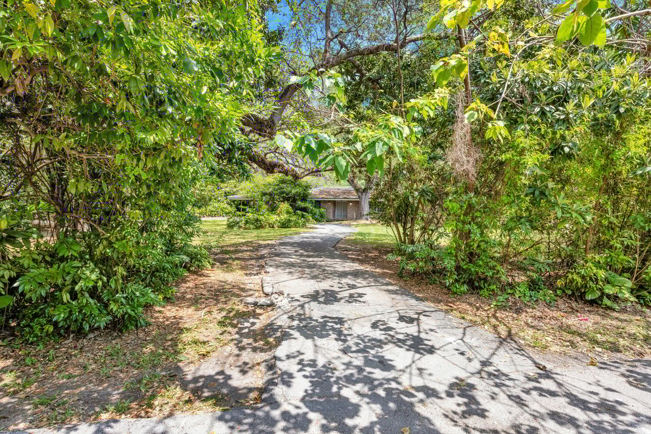 74,052 SQFT Lot in Coconut Grove