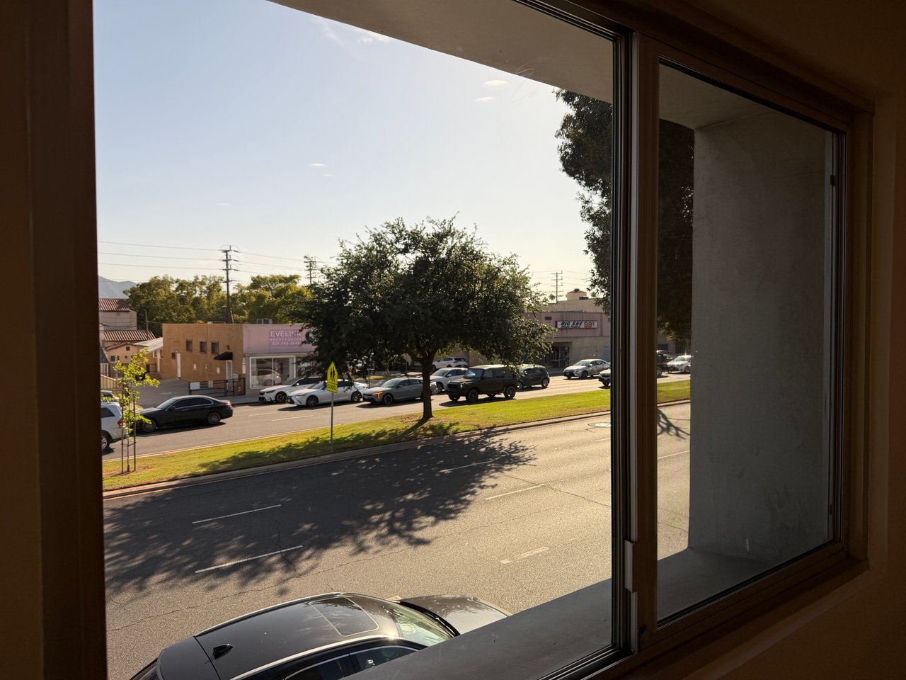 1519-1521 W. Glenoaks