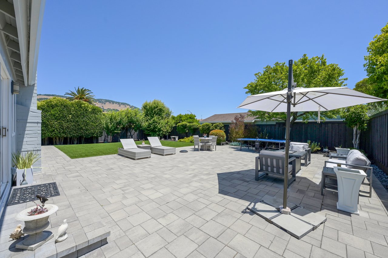 38 San Ramon Way