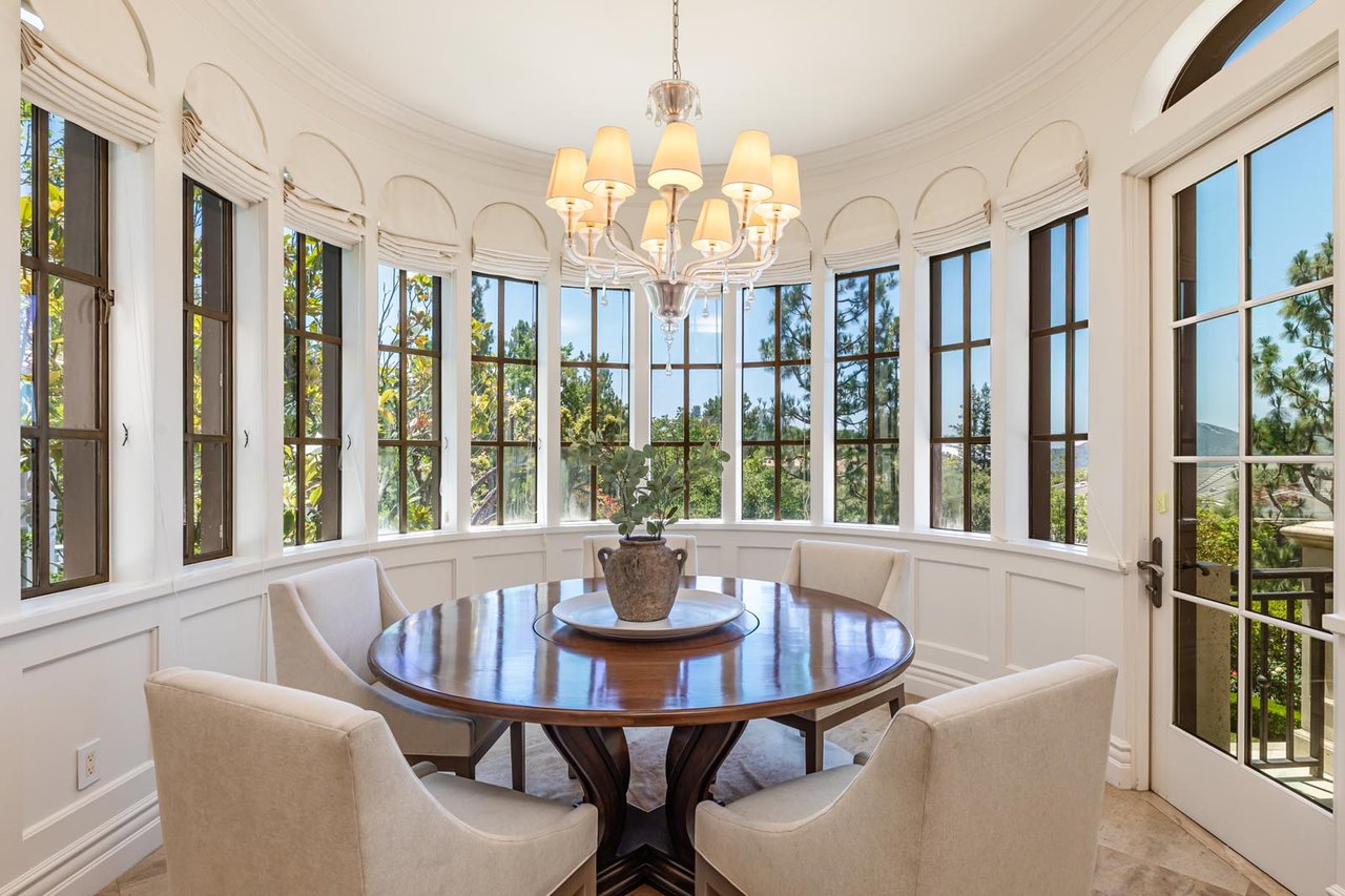 11738 Stonehenge Ln, Bel Air