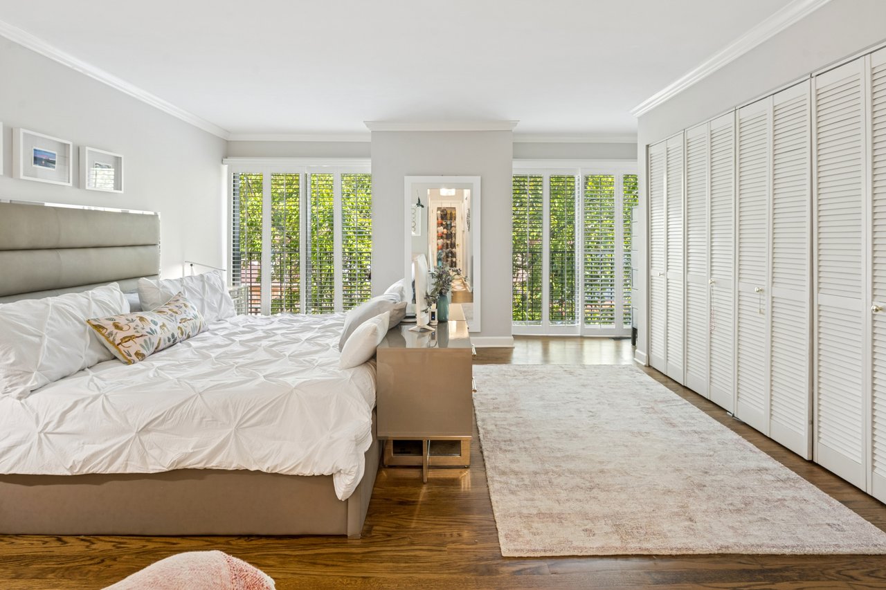 Chicago's Best Opportunity in  OLD TOWN