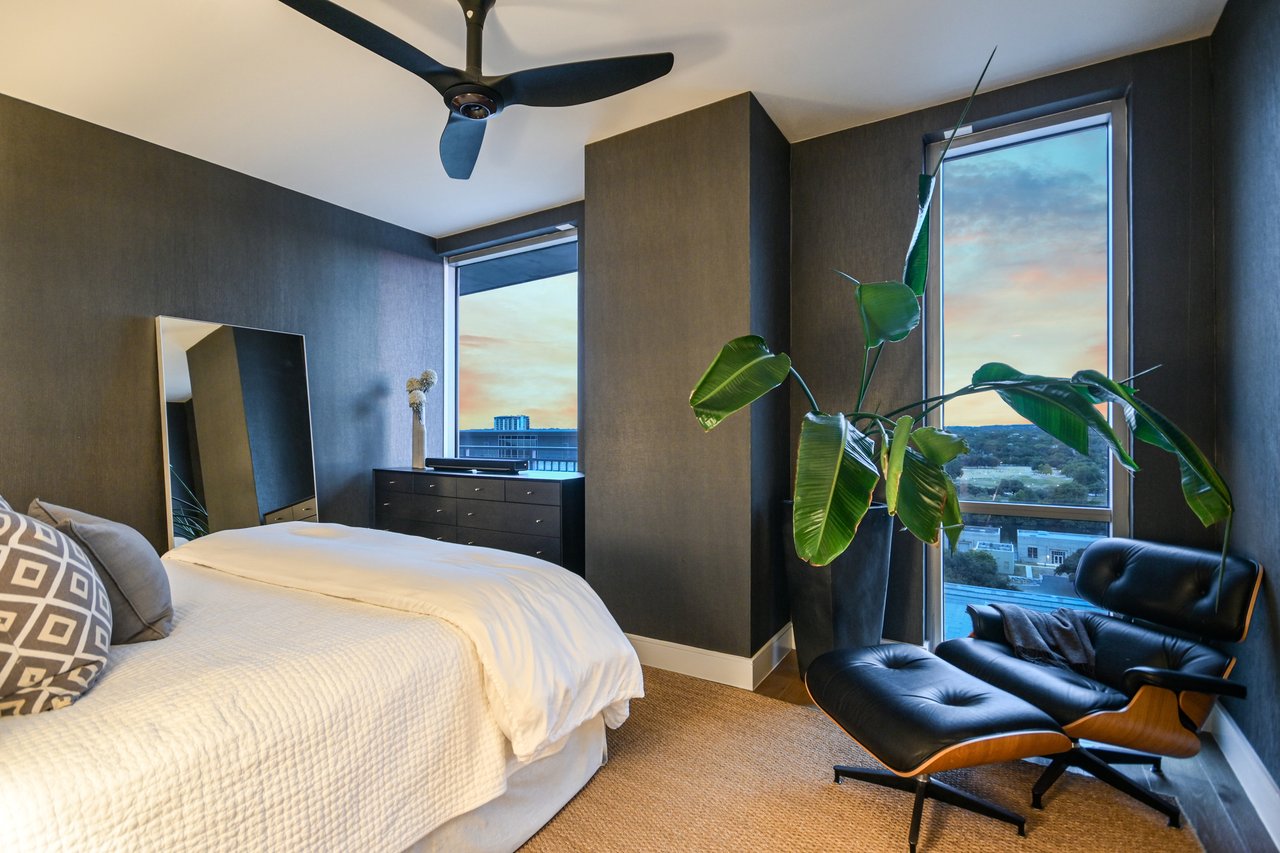 222 West Ave #1101