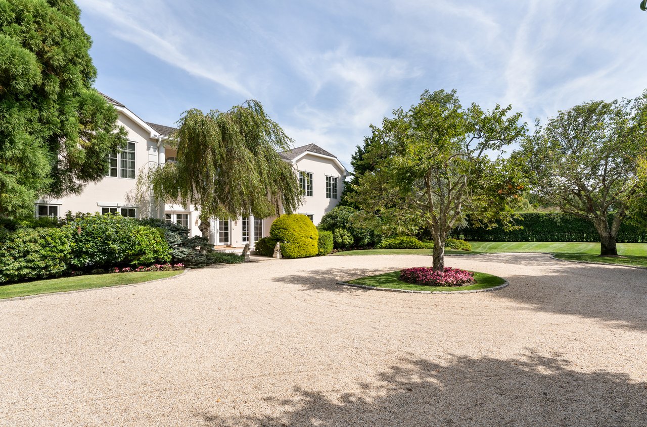 Southampton Village Summer Rental with Tennis / Pool
