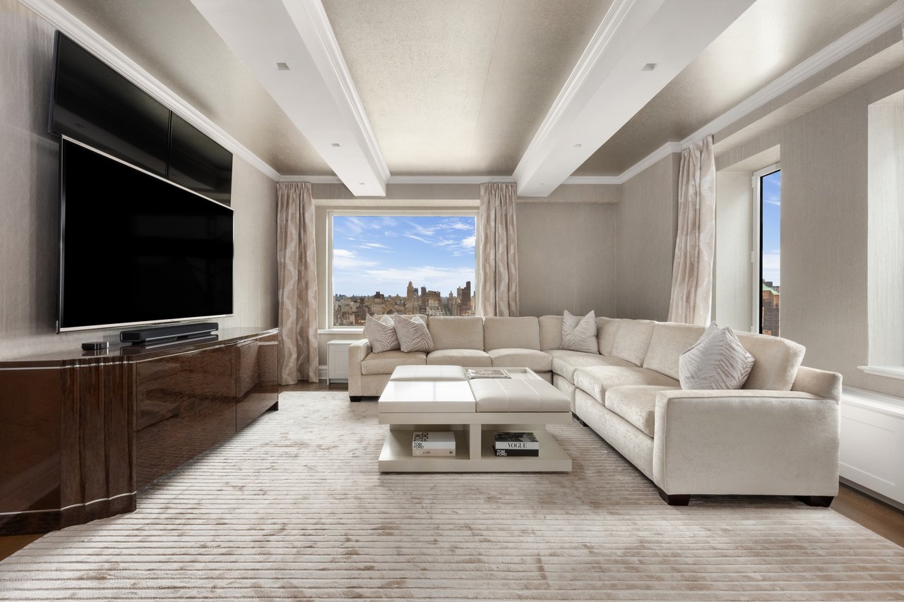 502 Park Avenue, PH27