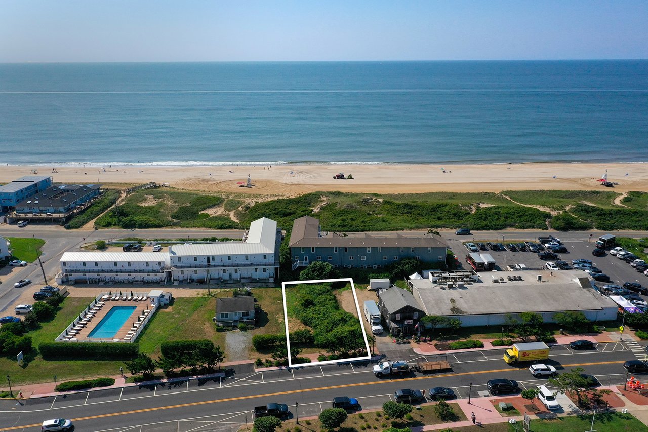 664 Montauk Highway, Montauk