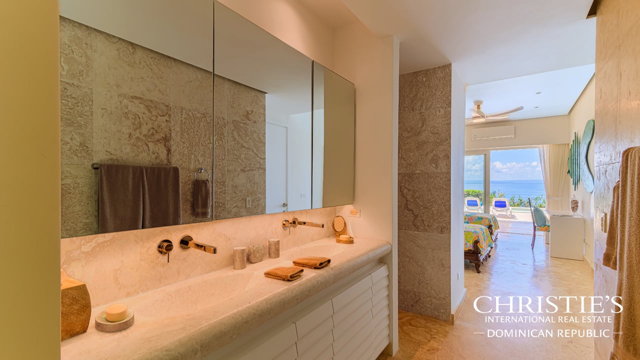 Luxury Ocean View Villa in the Puerto Bahía Resort Community