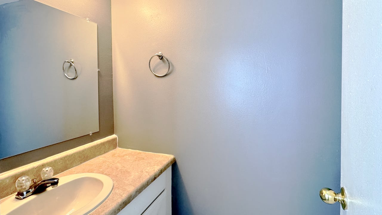Lake Baldwin Area Townhouse with Private Garden Patio