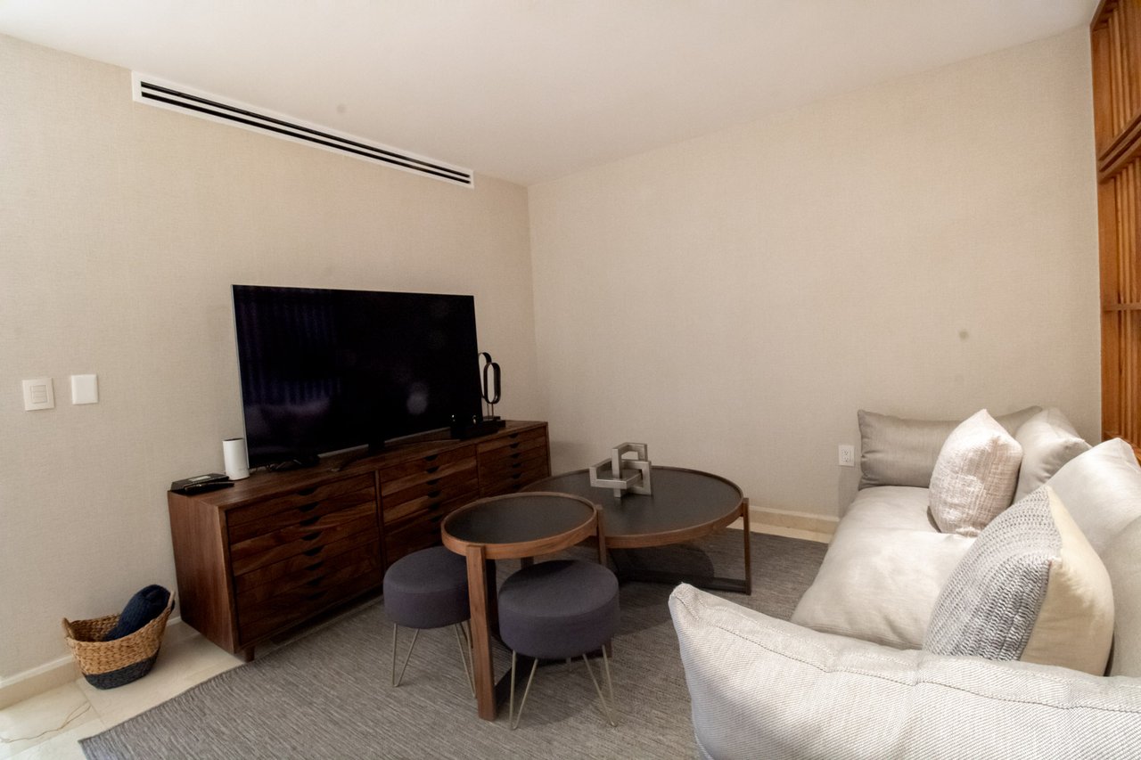 Penthouse | Antaal