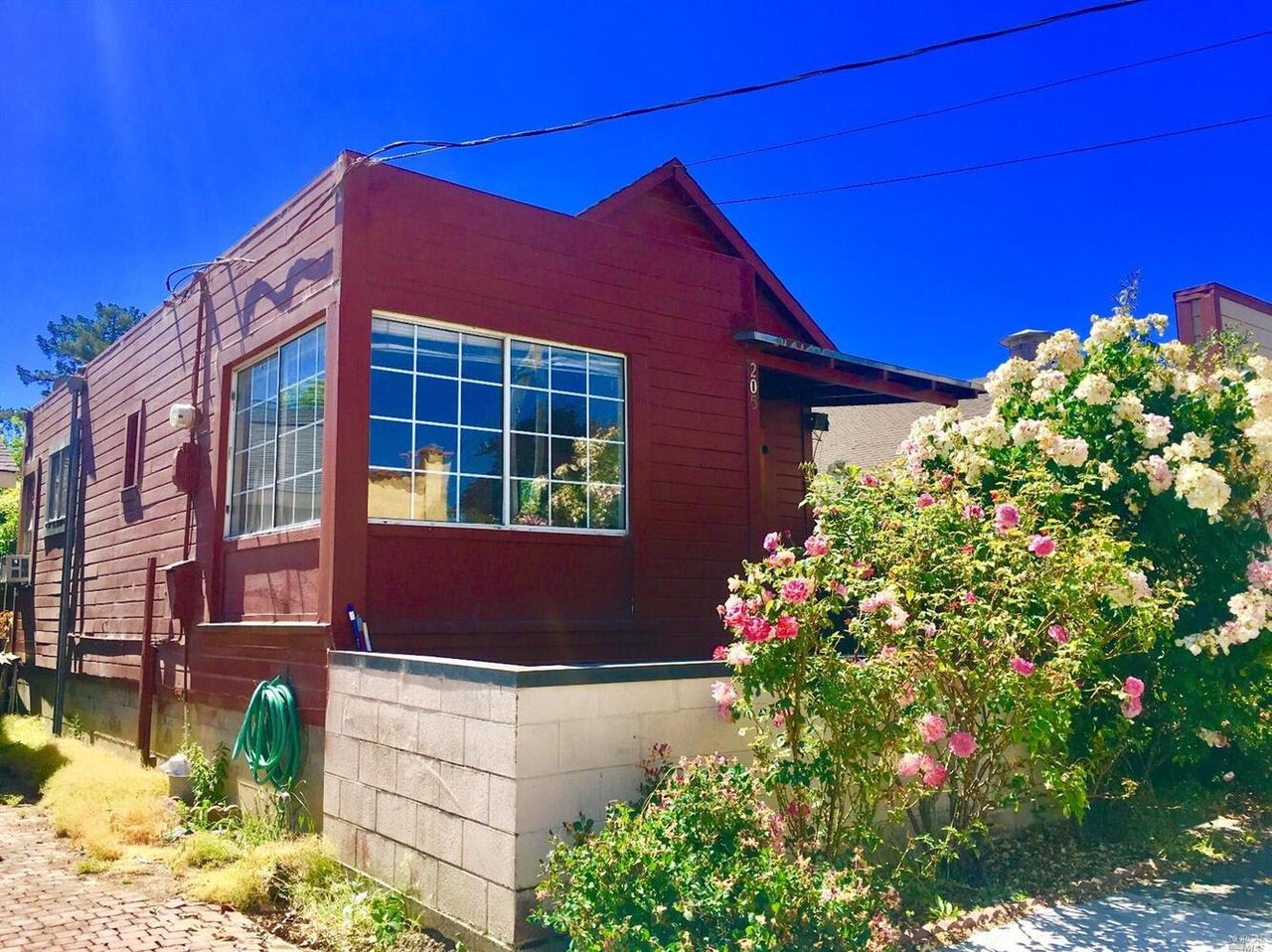 205 G St
