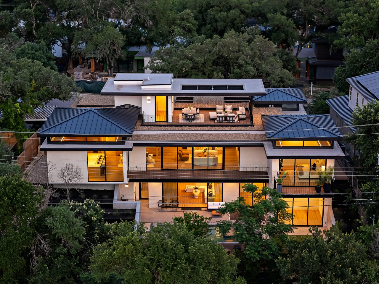 CEDARVIEW in Barton Hills
