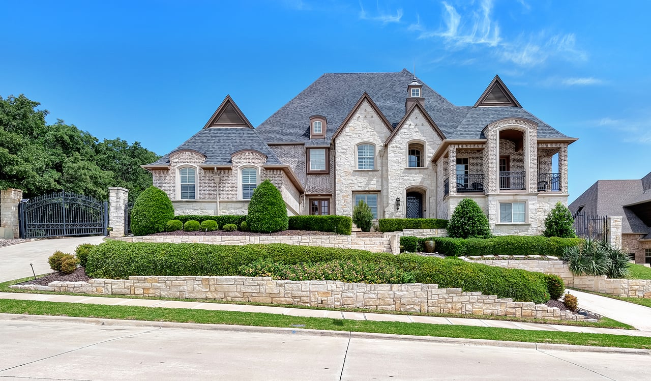 512 Rancho Laredo Trl