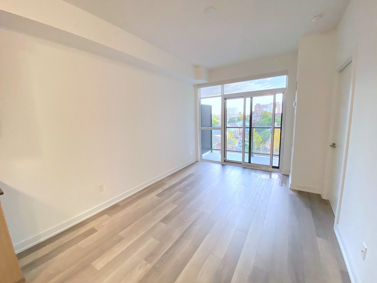 1603 Eglinton Ave W Unit: 408