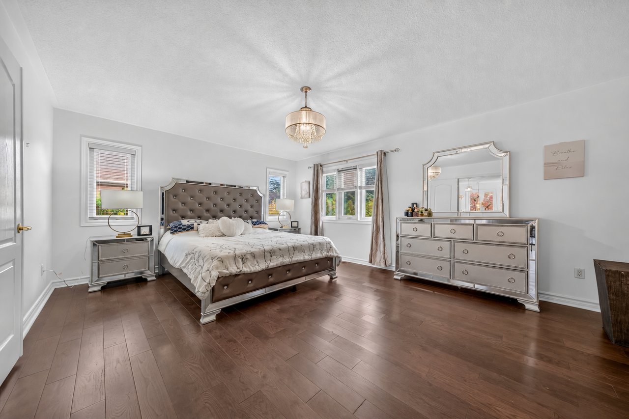 785 Quantra Crescent