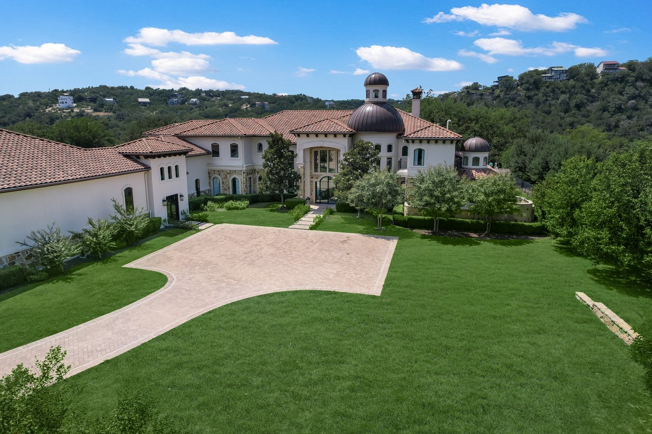 Extraordinary Lake Austin Compound
