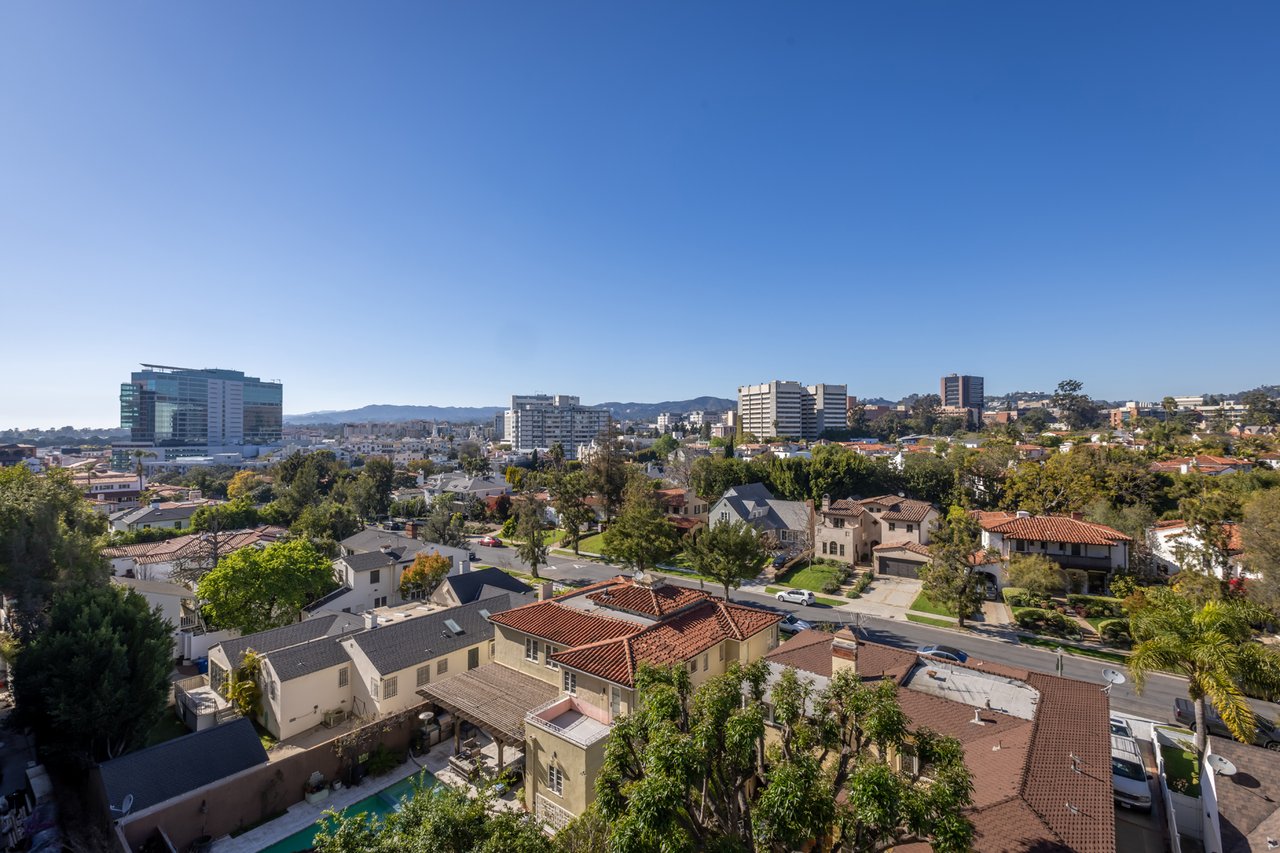 10751 Wilshire Blvd #908, Westwood