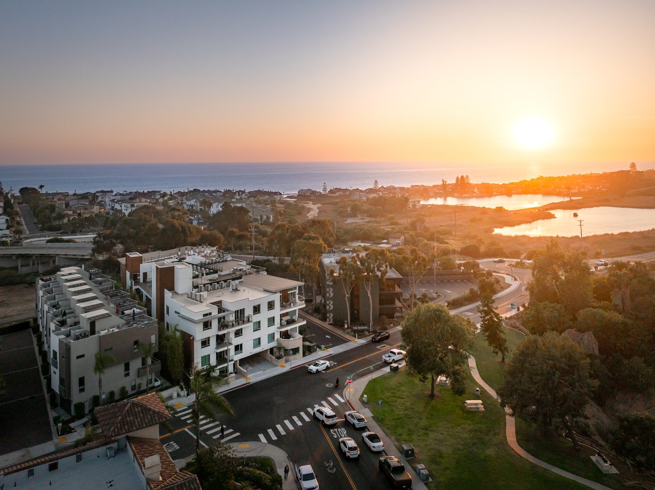  Downtown Carlsbad Coastal Residence 
