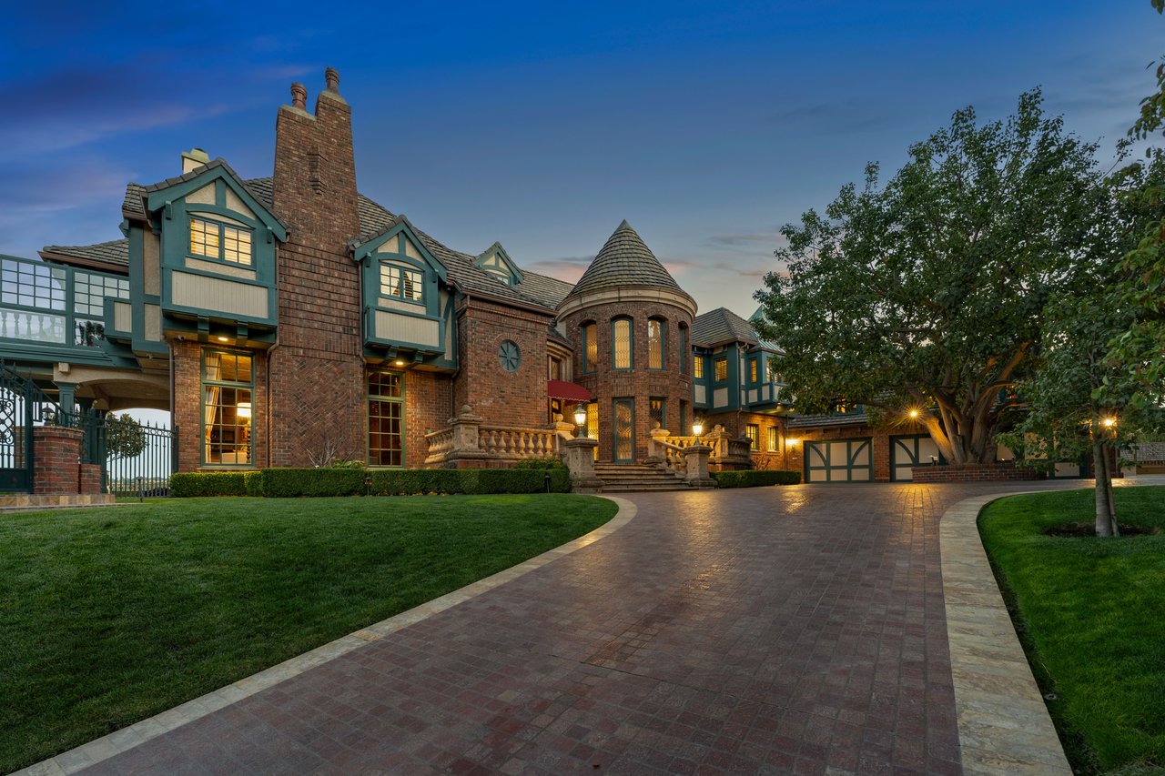 Mulholland Hills Country Club | Premier Golf & Tennis View Estate