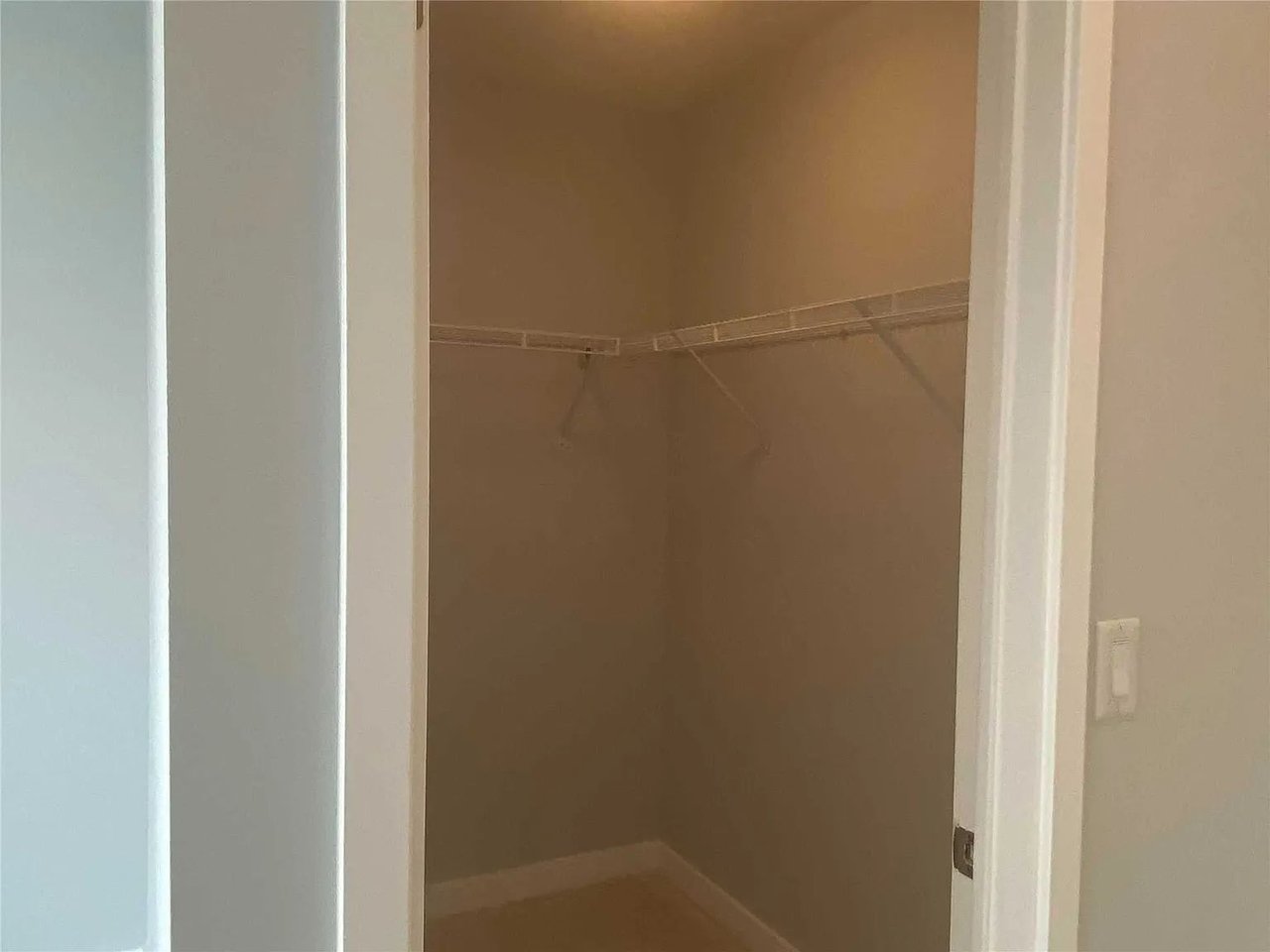 150 Sabina Dr Unit: 404