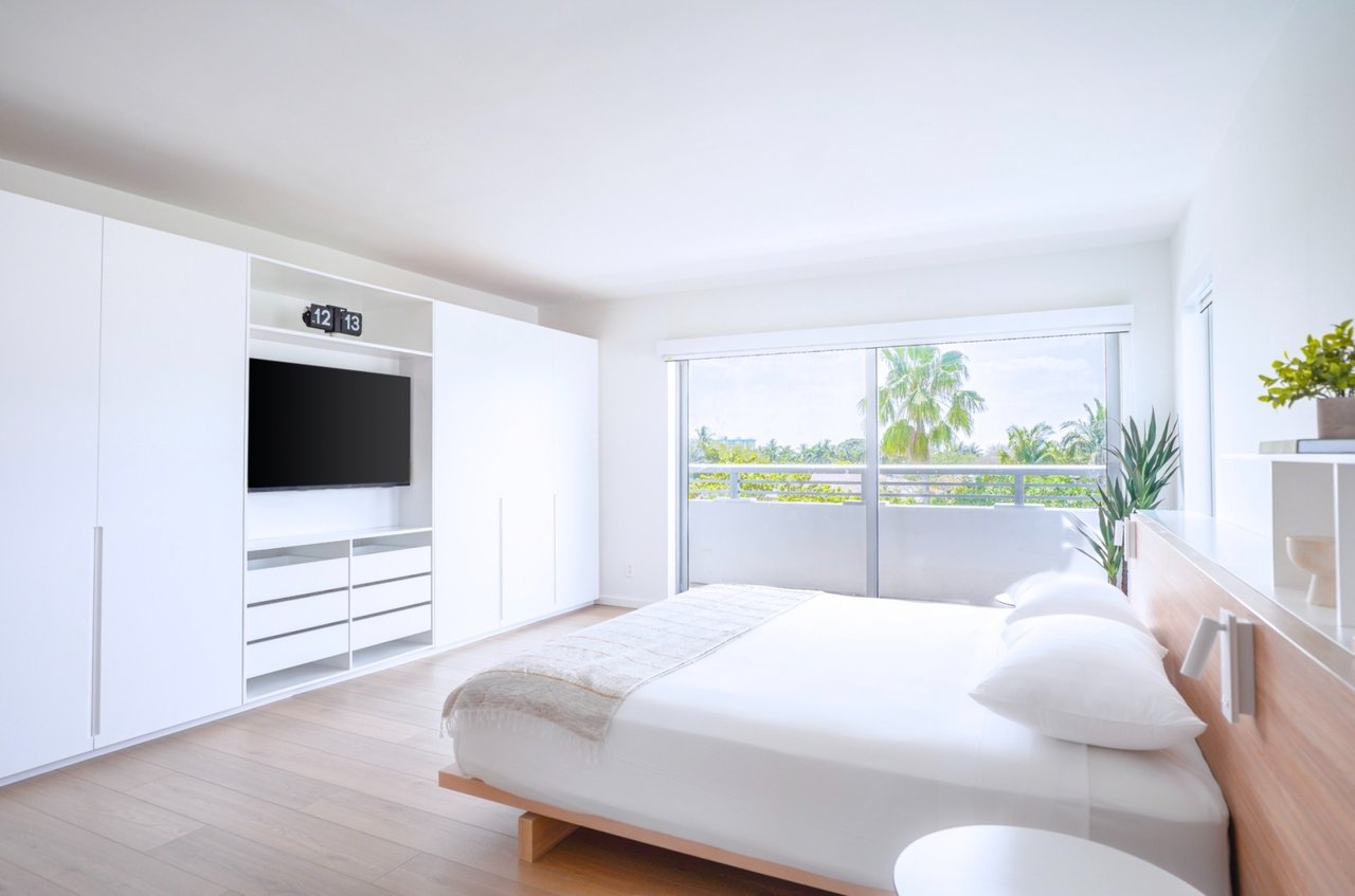 Beach Haus Bal Harbor