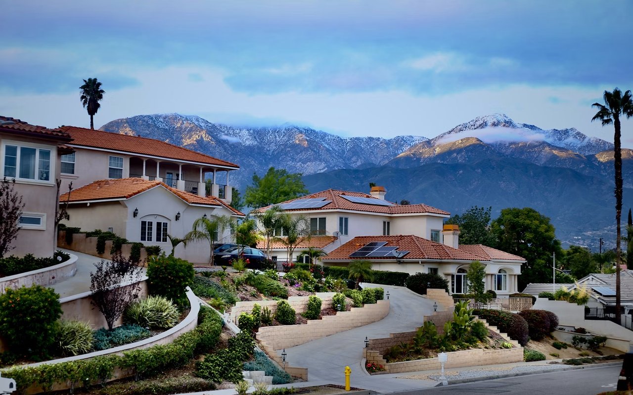 Off-Market Luxury Homes: What They Are and How to Access Them