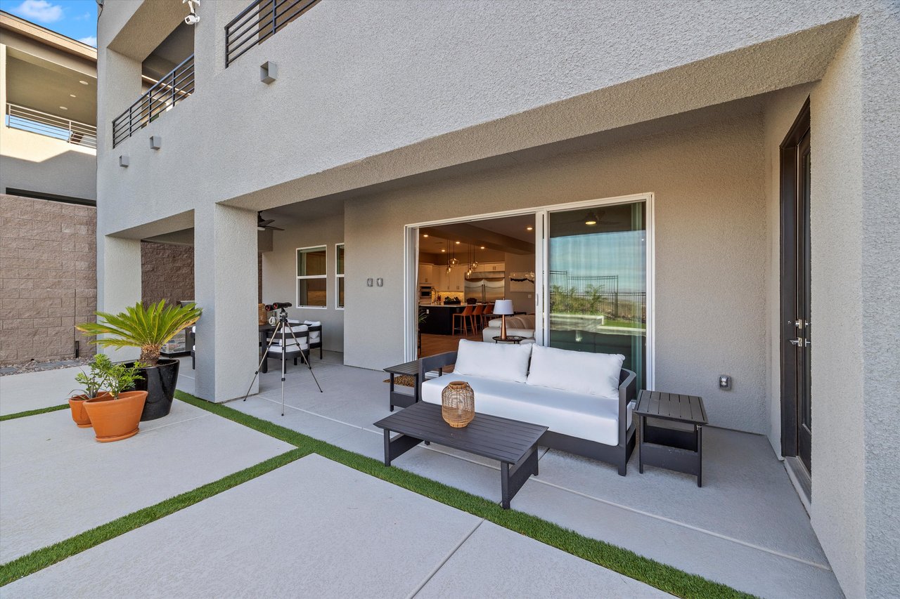 258 Shaded Canyon Drive