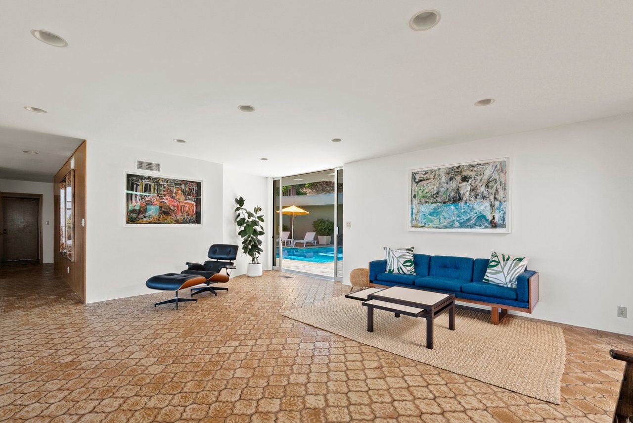 14513 Mulholland Dr, Bel Air