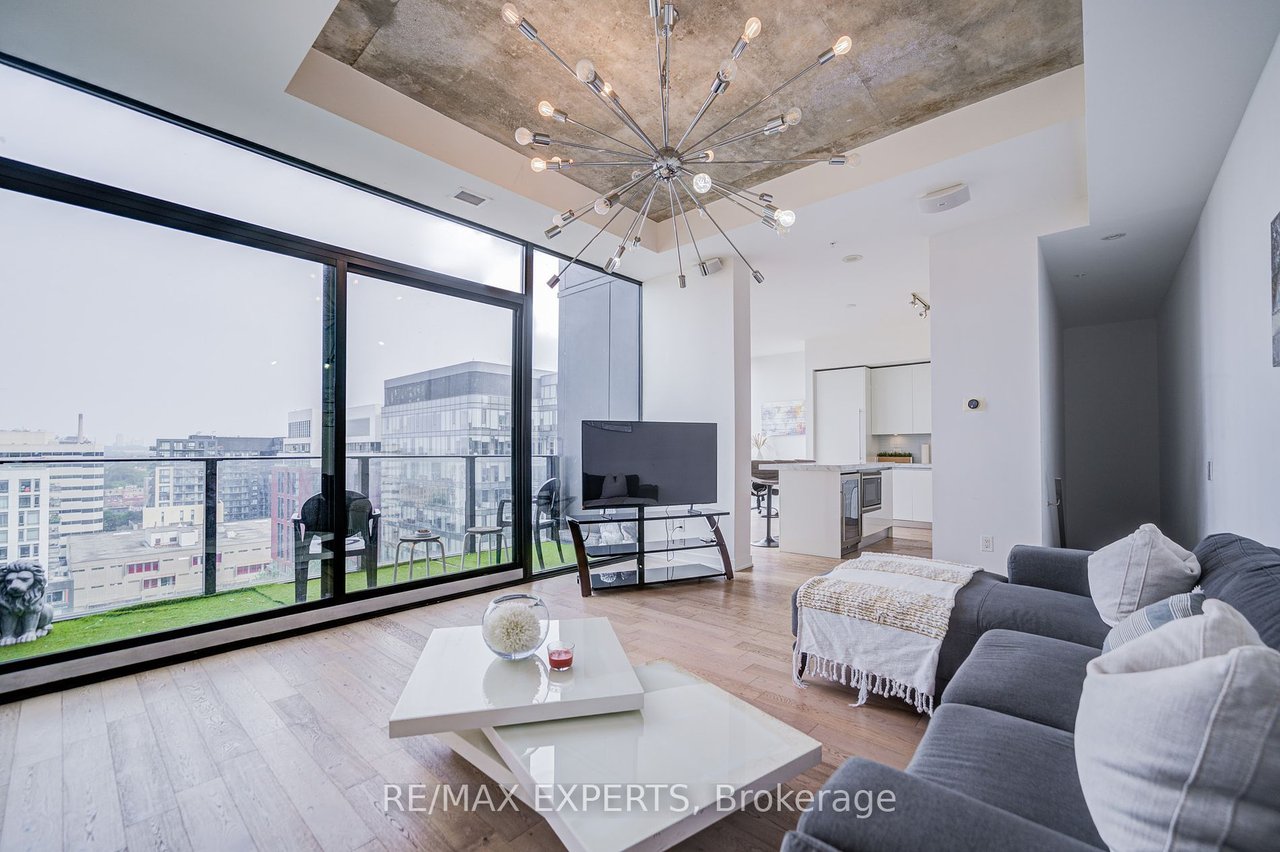THOMPSON RESIDENCES