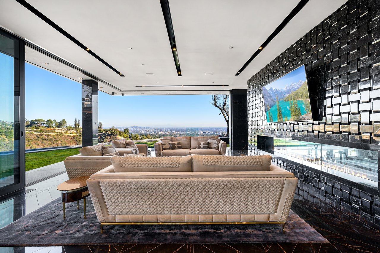 1200 Bel Air Road
