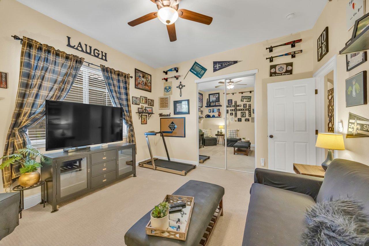 4040 Borderlands Dr
