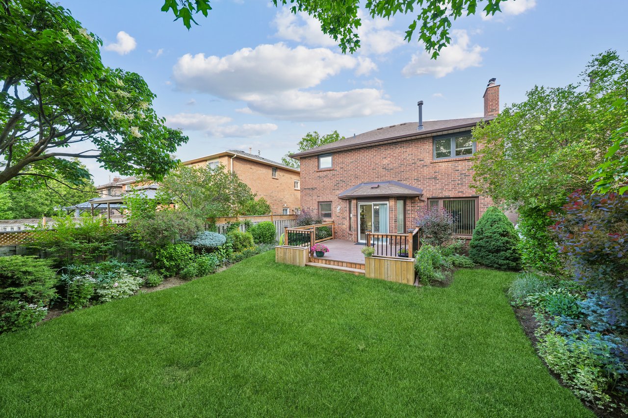 Timeless Glen Abbey living 