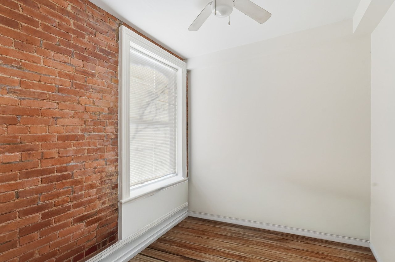 326 Independence Ave SE